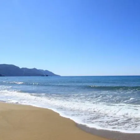 Ferienhaus Aqua Seafront Corfu House With Garden