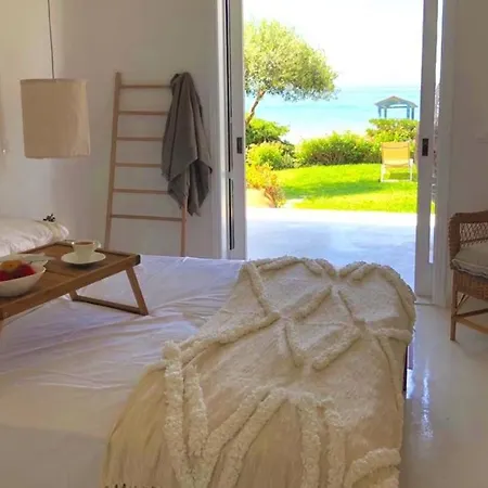 Aqua Seafront Corfu House With Garden Dom wakacyjny Glifada