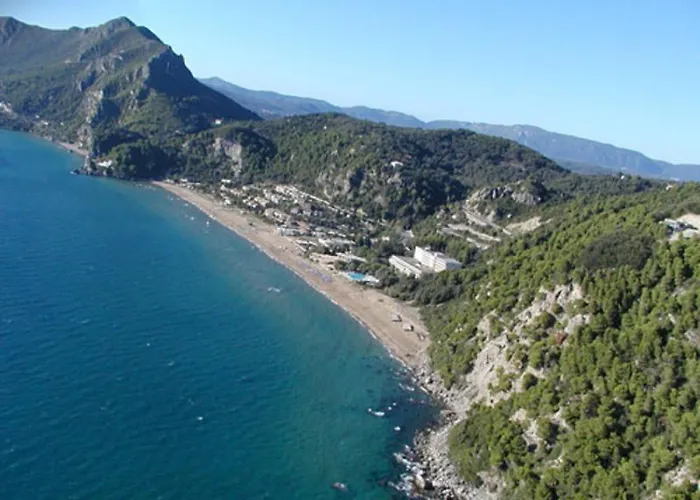 Aqua Seafront Corfu House With Garden Glyfáda