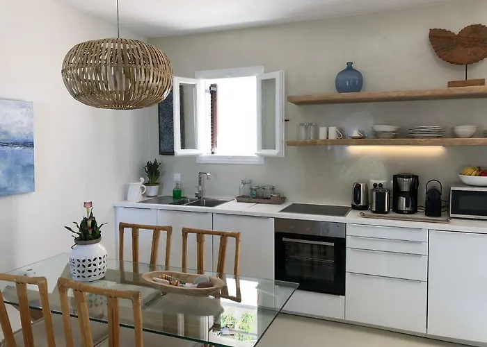 Aqua Seafront Corfu House With Garden *