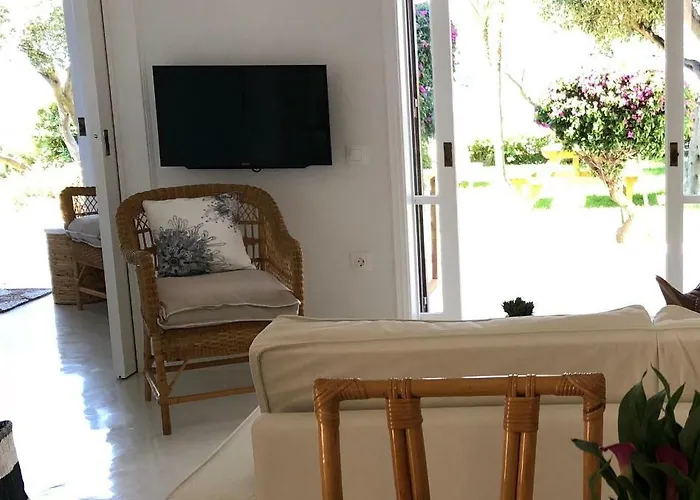 Casa de Férias Aqua Seafront Corfu House With Garden *